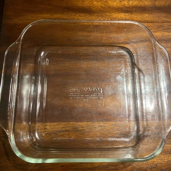 Pyrex 222 Clear Glass 8 x 8 Baking Dish